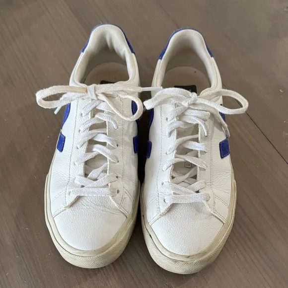 Veja Campo Sneakers with Blue Details - Picture 5 of 7